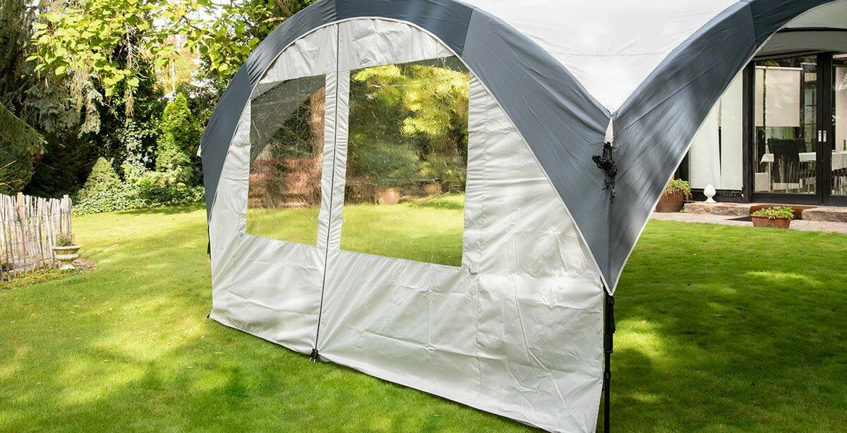 Coleman FastPitch Event Shelter Pro M Sunwall With Door - Image 4